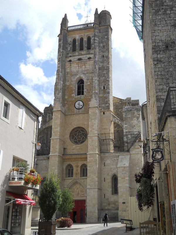 Façade occidentale de la cathédrale Saint-Pierre de Condom