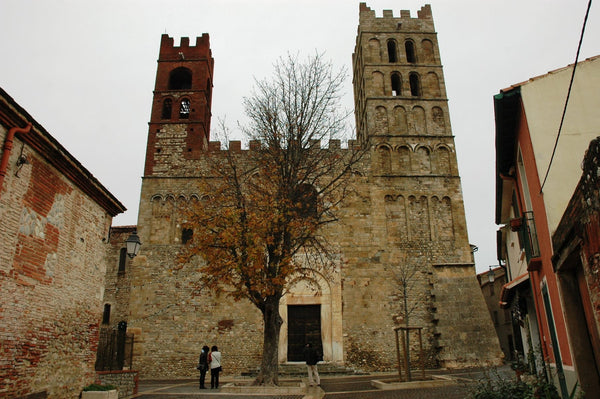 Façade occidentale romane de la cathédrale Sainte-Eulalie-et-Sainte-Julie d'Elne
