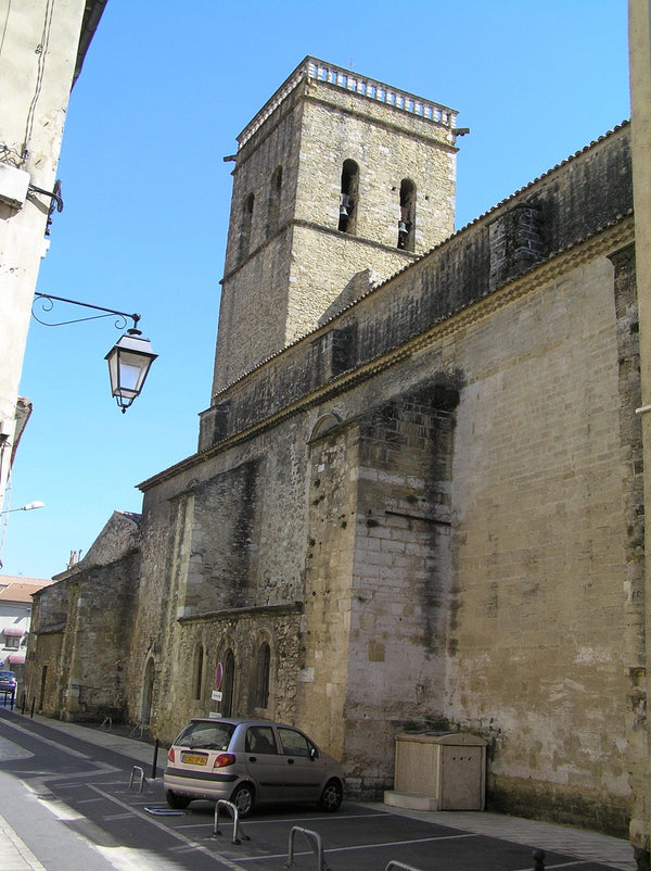 Façade de la cathédrale Notre-Dame-de-Nazareth d'Orange