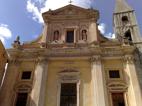 Façade baroque de la cocathédrale Saint-Michel de Sospel