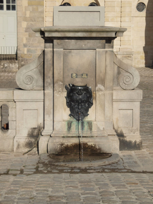 Cour du Cheval Blanc à Fontainebleau