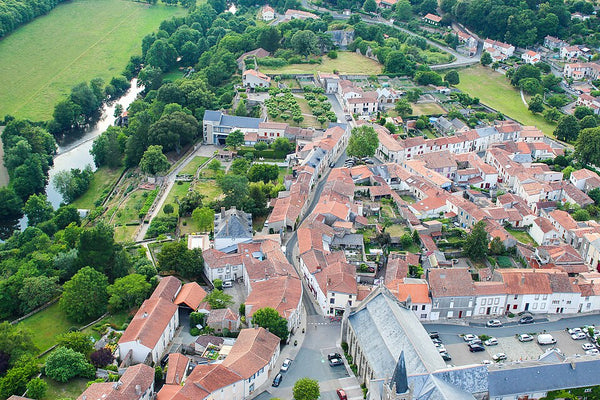 Mortagne-sur-Sèvre, place forte vendéenne — illustration : Mortagne-sur-Sèvre (Wikipedia FR)